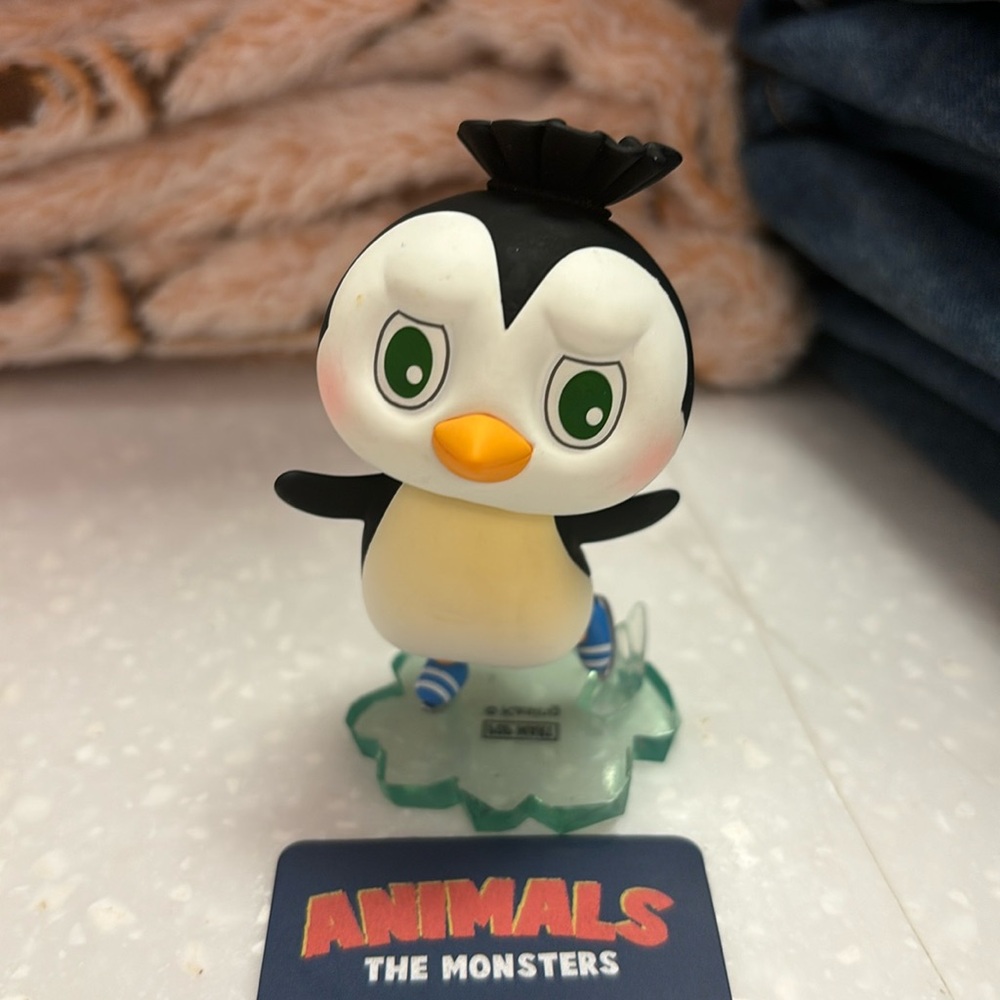 POPMART LABUBU ice skating figurine